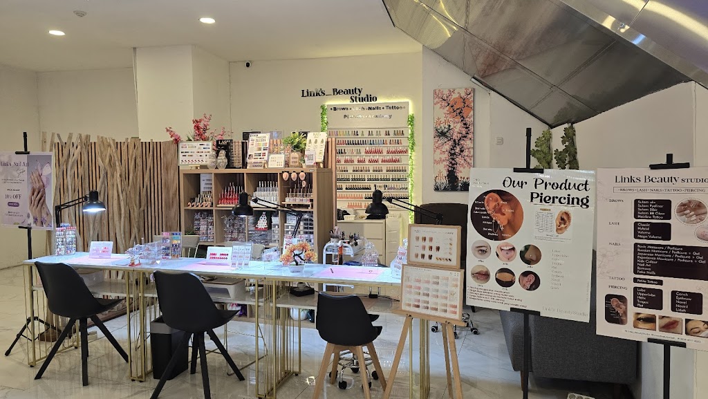 NailArt Jogja ✨️Link's Beauty Studio ➡️𝐁𝐫𝐨𝐰𝐬•𝐋𝐚𝐬𝐡•𝐍𝐚𝐢𝐥𝐬•𝐓𝐚𝐭𝐭𝐨𝐨•𝐏𝐢𝐞𝐫𝐜𝐢𝐧𝐠