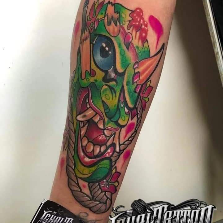 Ichal tattoo and body piercing