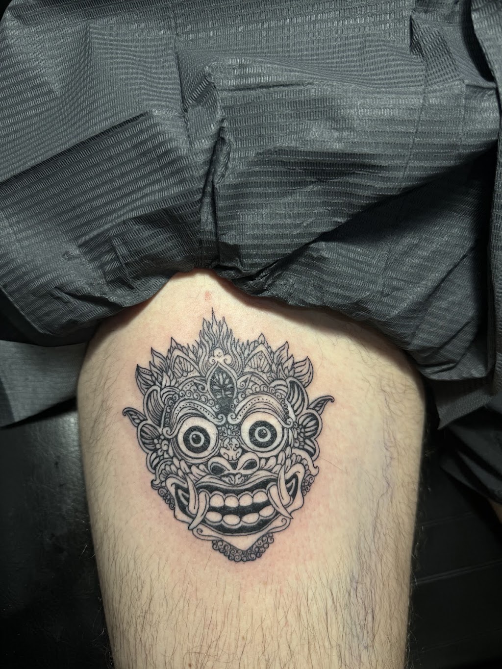 Dewa Tattoo And Body Piercing