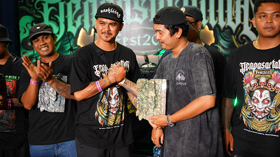 13TELULAST TATTOO STUDIO