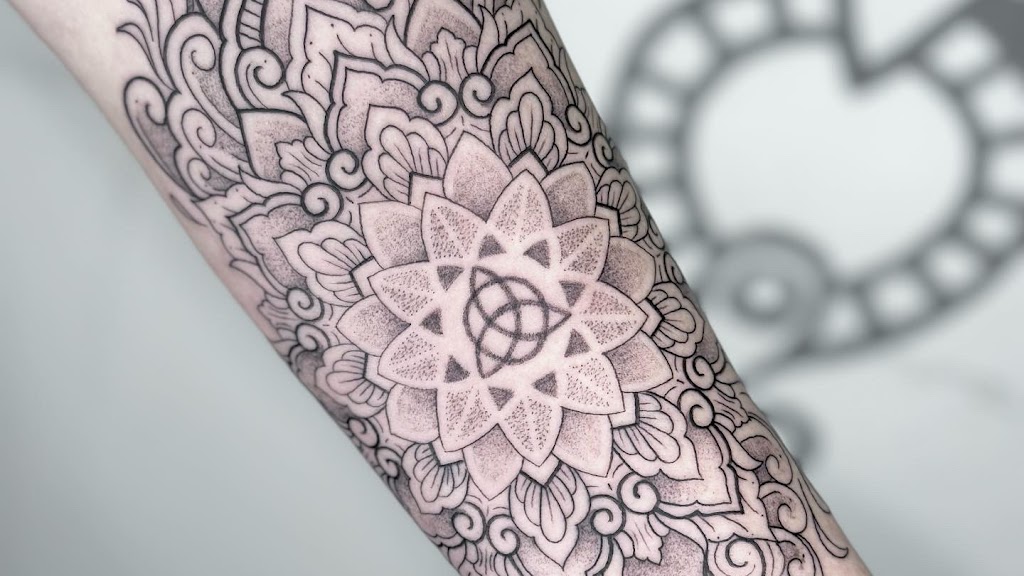 TWIST TATTOO UBUD