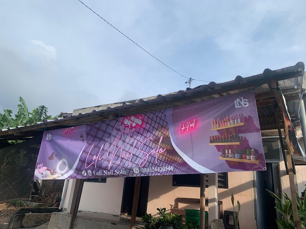 Loli Nail Studio